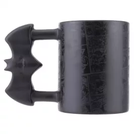 Кружка DC Batman Batarang Shaped Mug картинка 343973 - МосИгра